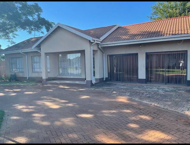 BUSINESS FOR SALE IN ARDENWOLD SH